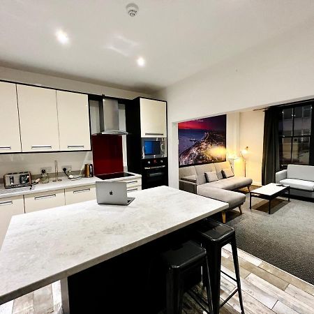The Pier Suite Serviced Apartment Blackpool Buitenkant foto