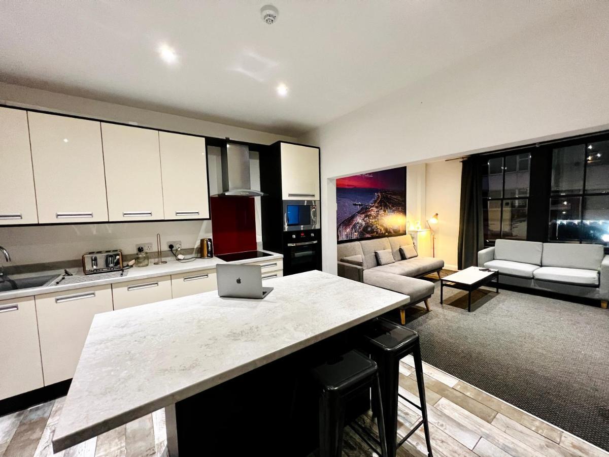 The Pier Suite Serviced Apartment Blackpool Buitenkant foto